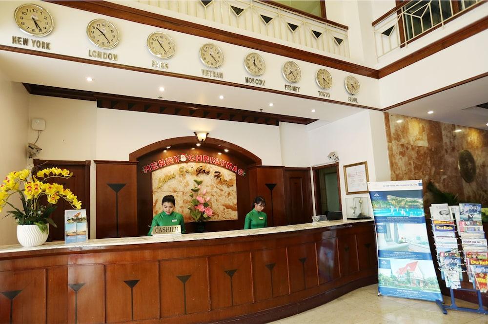 הו צ'י מין סיטי Lotus Saigon Hotel מראה חיצוני תמונה