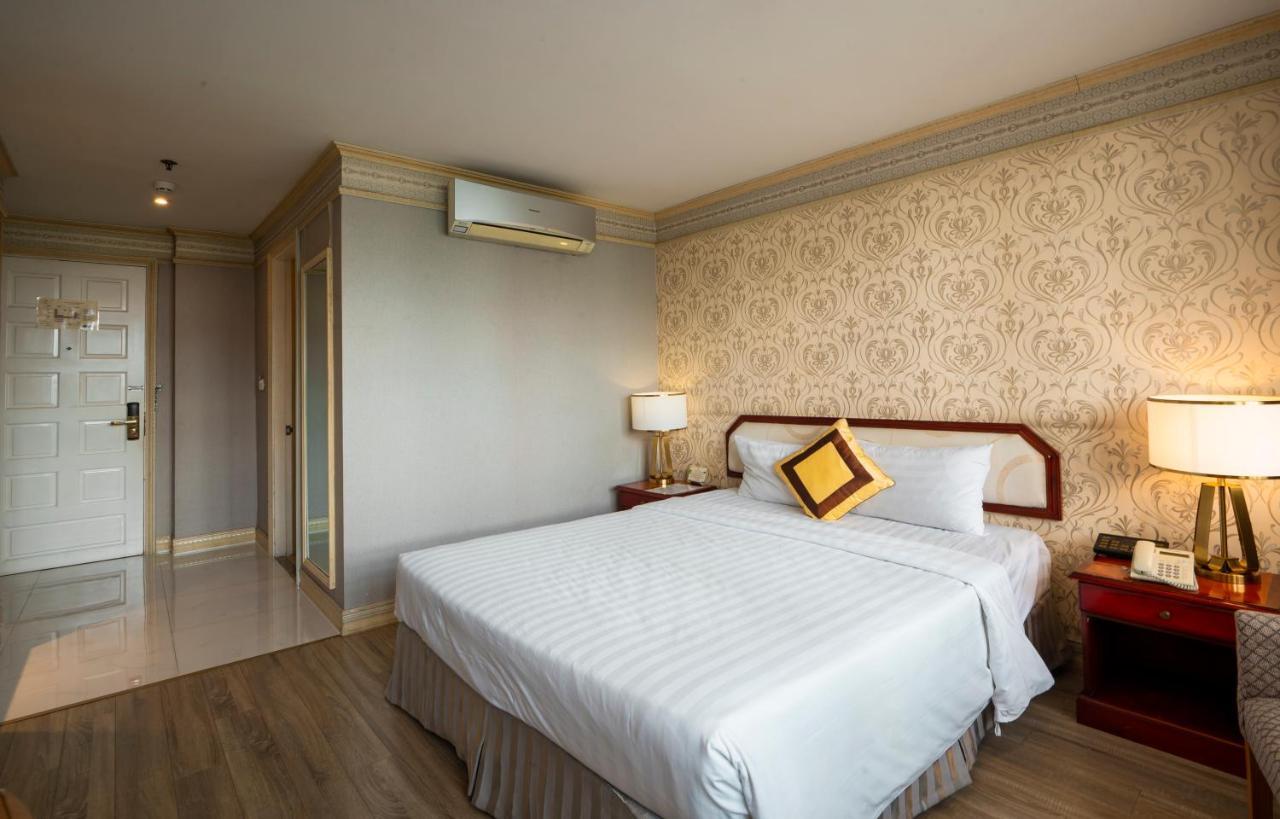 הו צ'י מין סיטי Lotus Saigon Hotel מראה חיצוני תמונה
