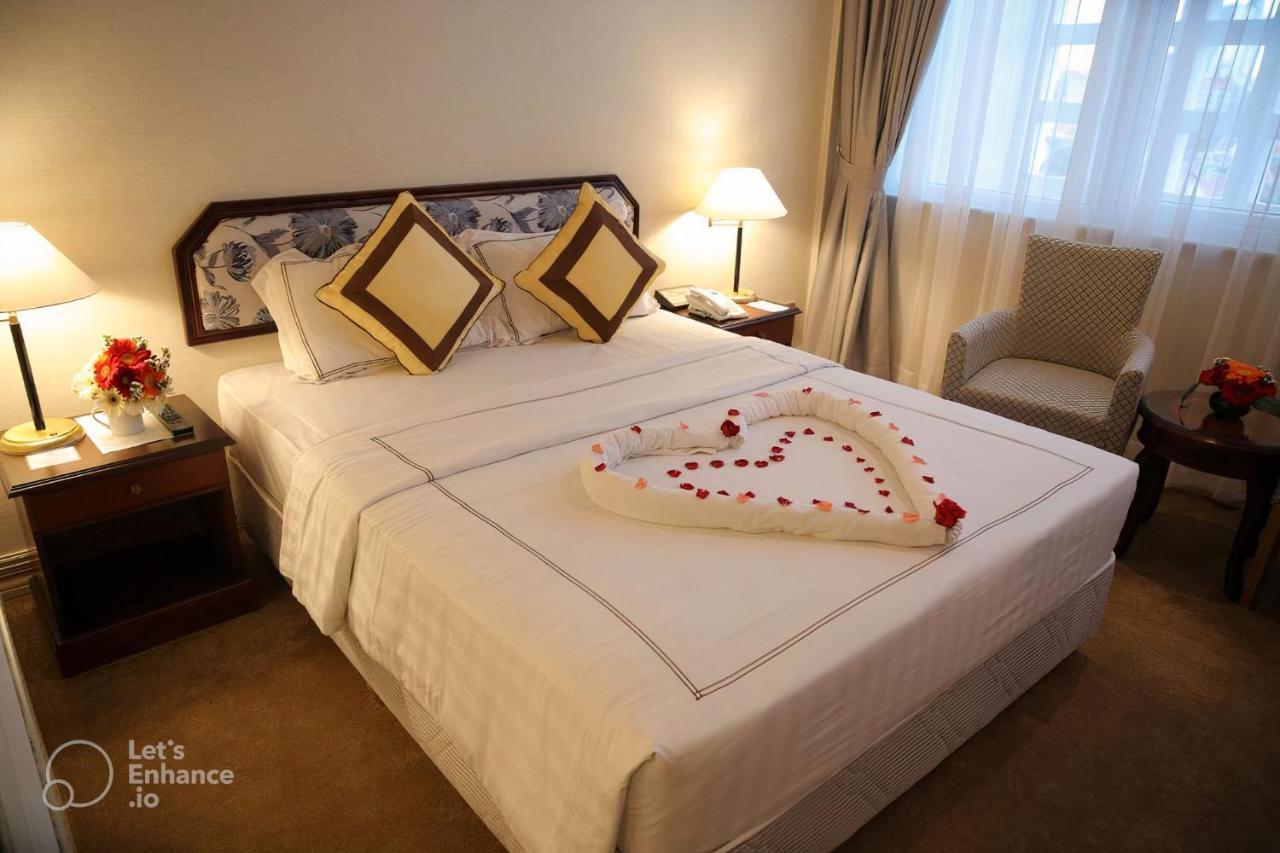 הו צ'י מין סיטי Lotus Saigon Hotel מראה חיצוני תמונה