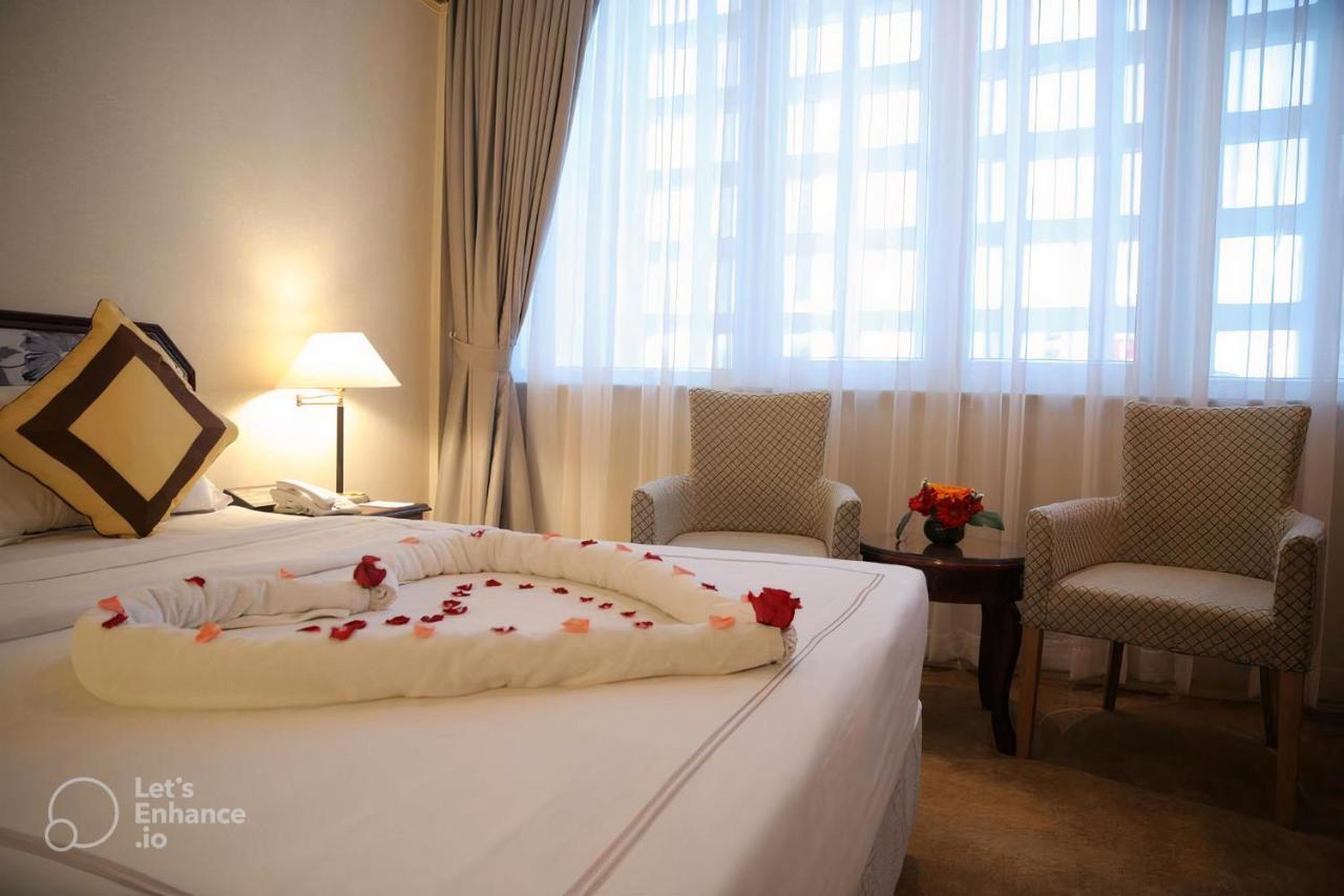 הו צ'י מין סיטי Lotus Saigon Hotel מראה חיצוני תמונה