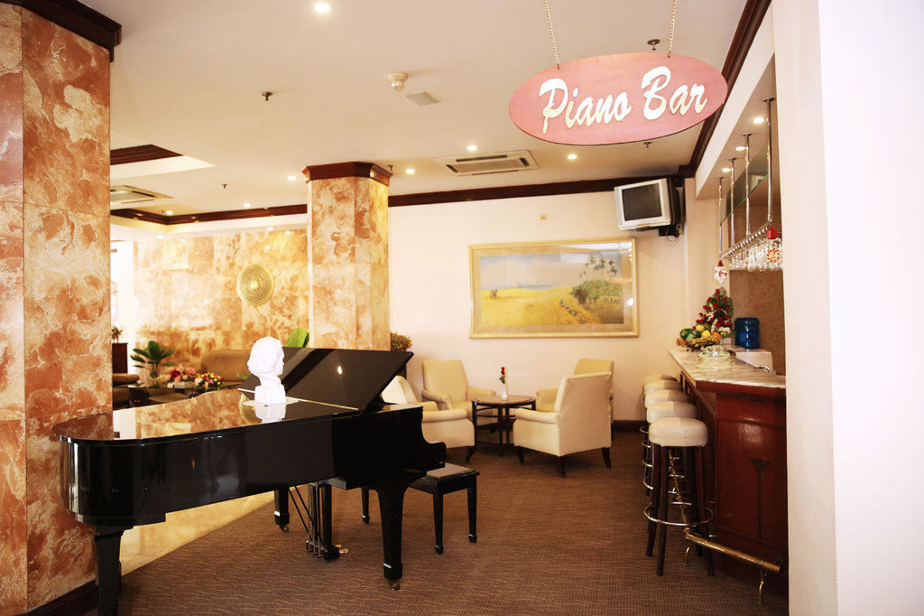 הו צ'י מין סיטי Lotus Saigon Hotel מראה חיצוני תמונה