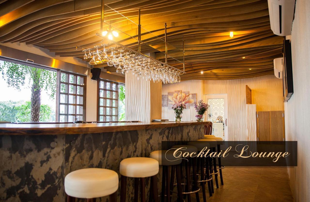 הו צ'י מין סיטי Lotus Saigon Hotel מראה חיצוני תמונה